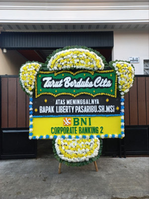 Papan Bunga Duka di Yenggelo
